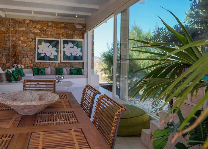 Zen Dans Le Bleu Willa Ermupoli