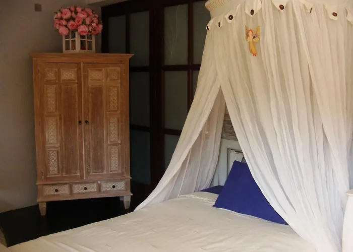 Zen Dans Le Bleu Willa Ermupoli