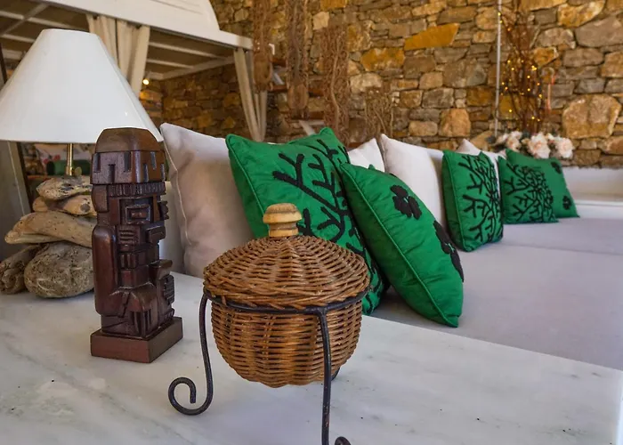 Zen Dans Le Bleu Ermoupoli